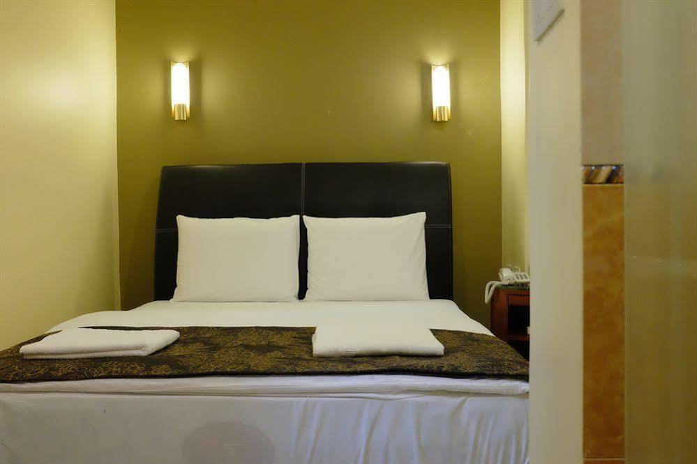 Safari Hotel Ampang  Exterior photo