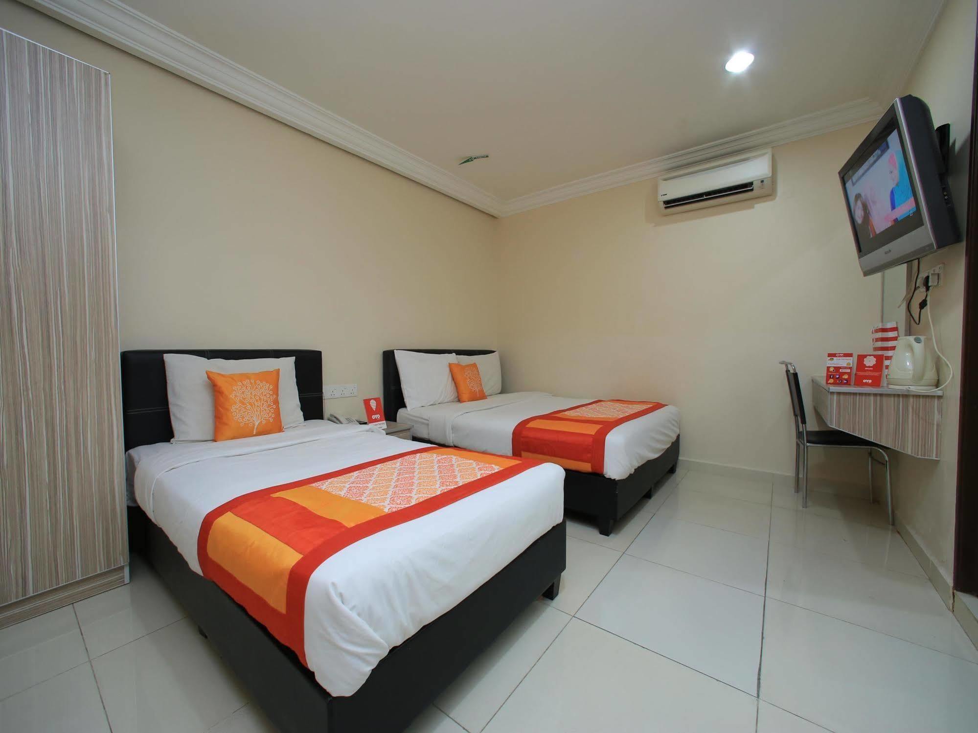 Safari Hotel Ampang  Exterior photo