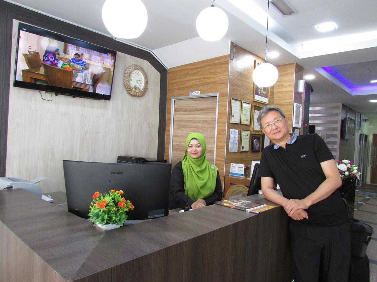 Safari Hotel Ampang  Exterior photo